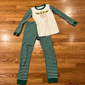 Perfect condition Baby Yoda Hanna Andersson pajamas set